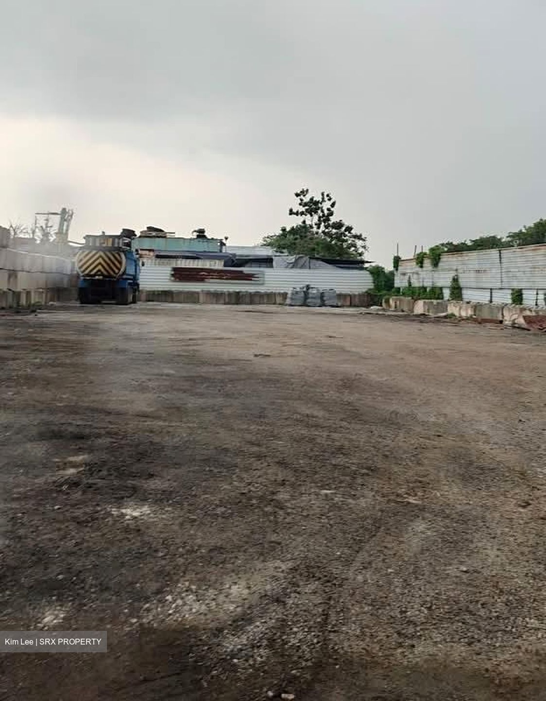 Boon Lay Way (D22), Factory #625896461
